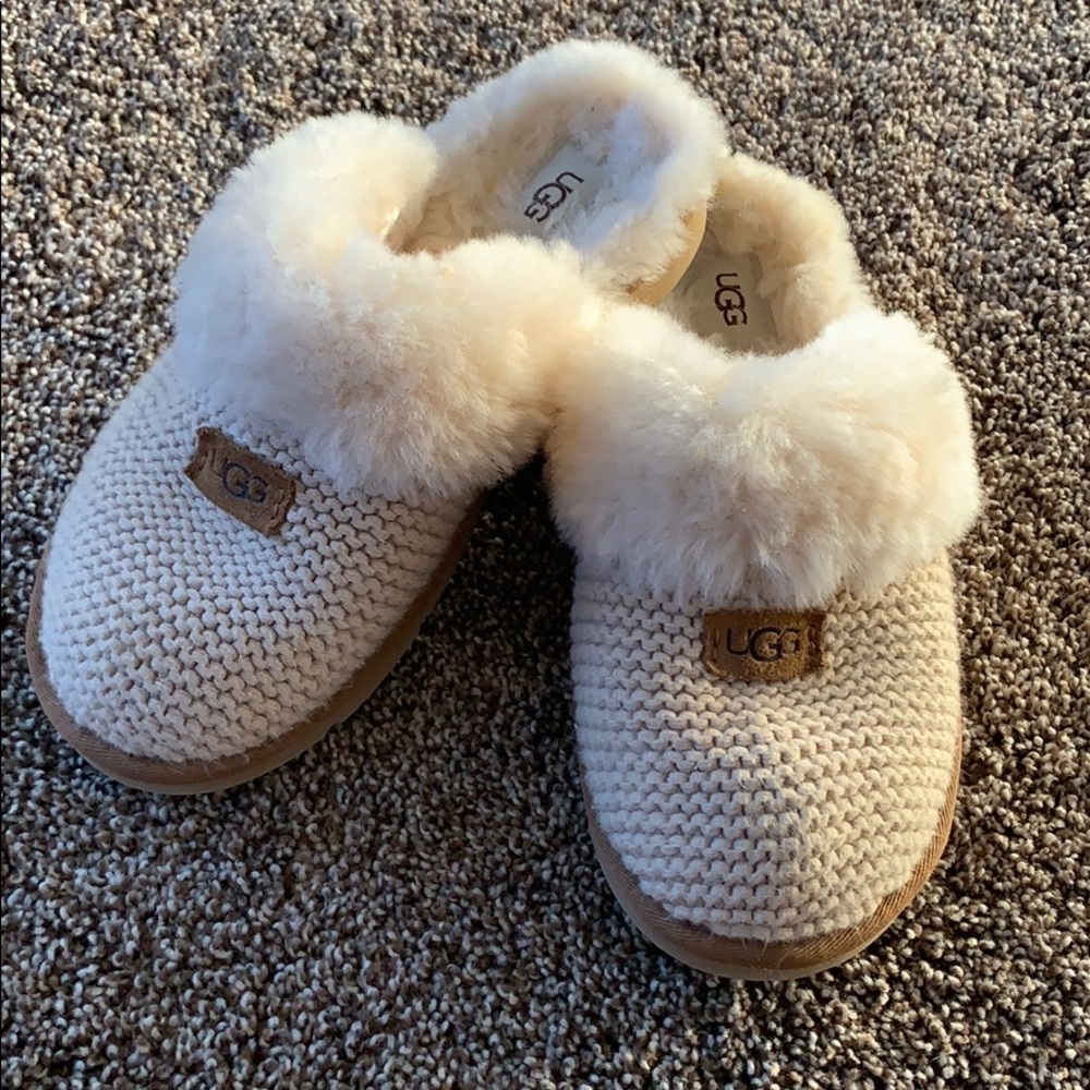 Ugg knit slippers